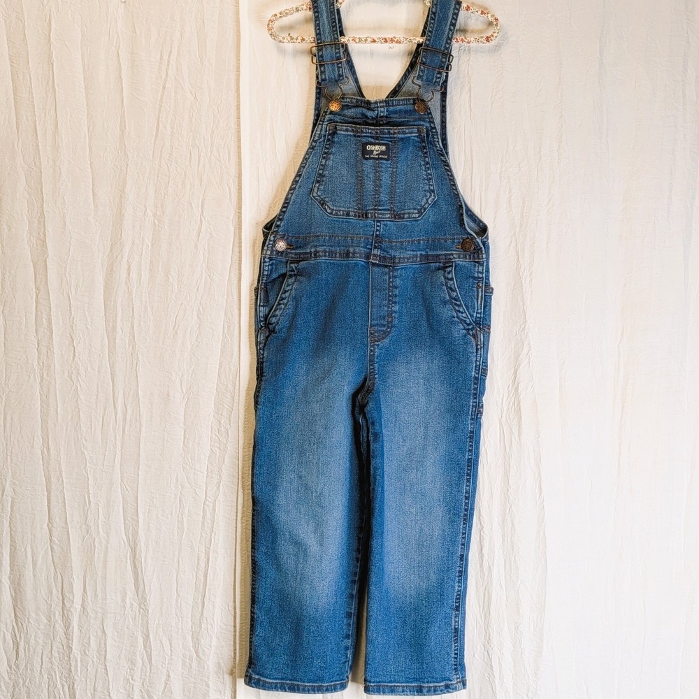 Oshkosh B'Gosh Denim Carpenter Bib Overalls Toddler size 5 Classic Farming